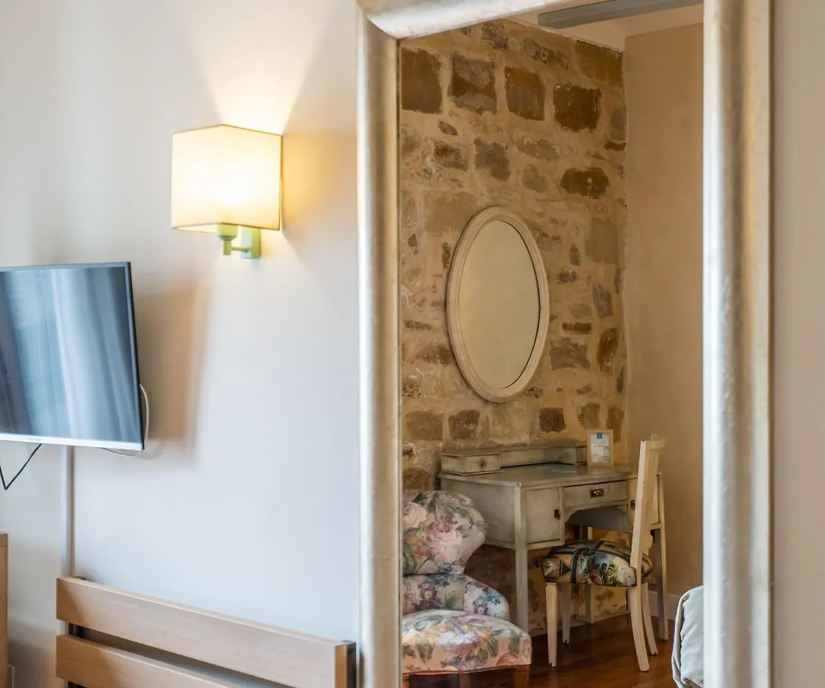 Hotel Yit La Casona Del Arco Baeza 4*,  Španělsko