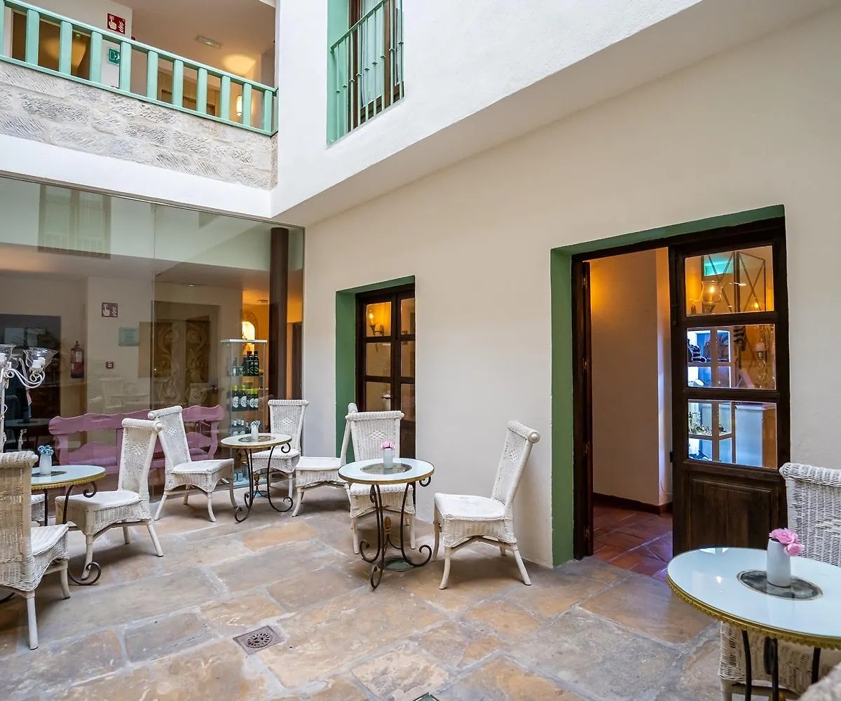 Hotel Yit La Casona Del Arco Baeza