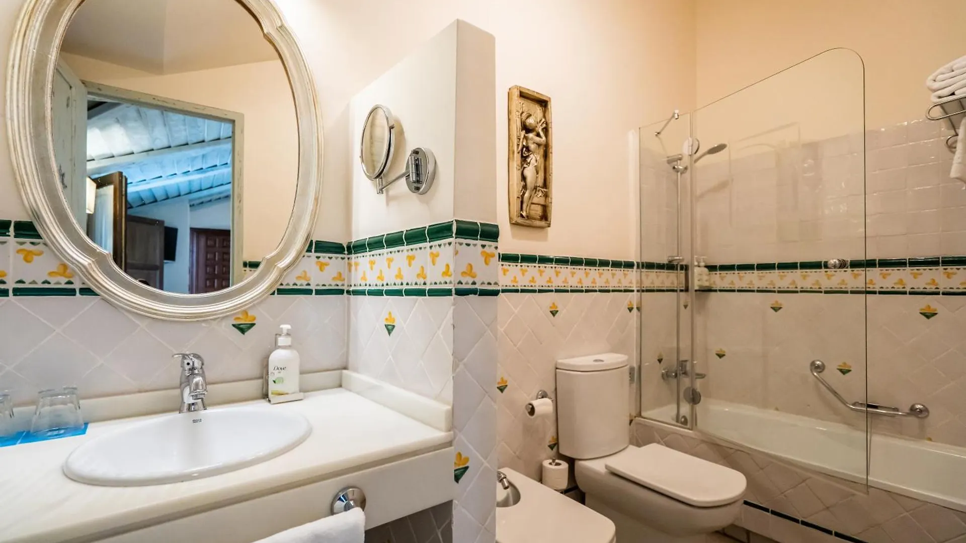 Hotel Yit La Casona Del Arco Baeza