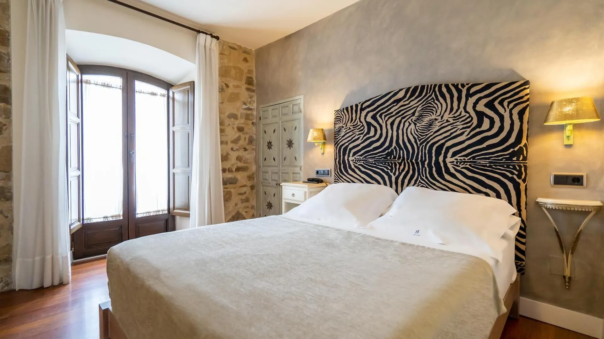Hotel Yit La Casona Del Arco Baeza