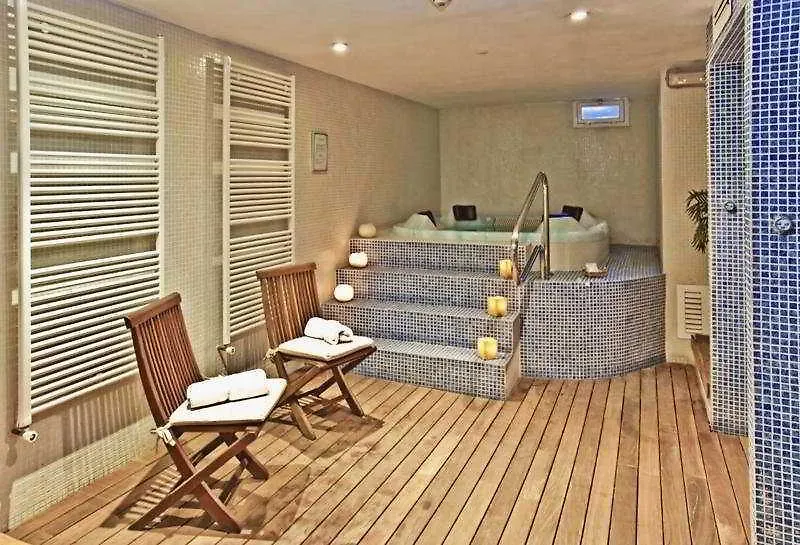 Hotel Yit La Casona Del Arco Baeza