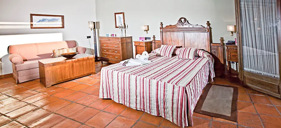 Hotel Yit La Casona Del Arco Baeza