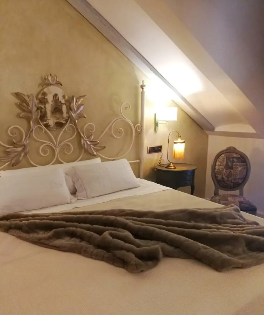 Hotel Yit La Casona Del Arco Baeza